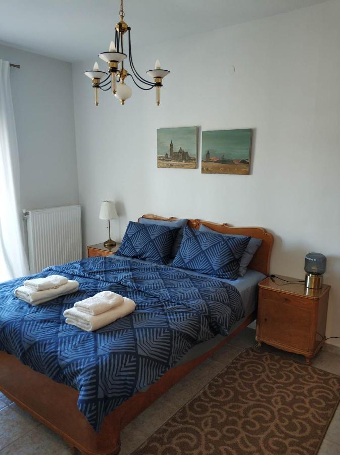 Polys Apartment And Paraskevi Studio With View Ptolemaida Exterior photo